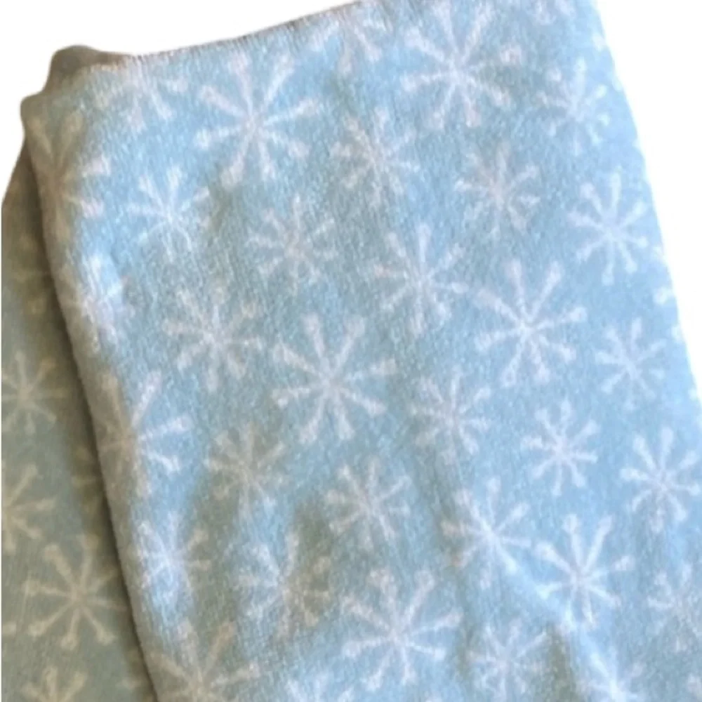 Jingles & Joy Embroidered Snowman Light Blue Hand Towels Set of 2